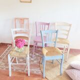 Set of 5 pretty patinated chairs