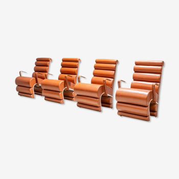 Set de 4 fauteuils en métal et cuir France années 1970