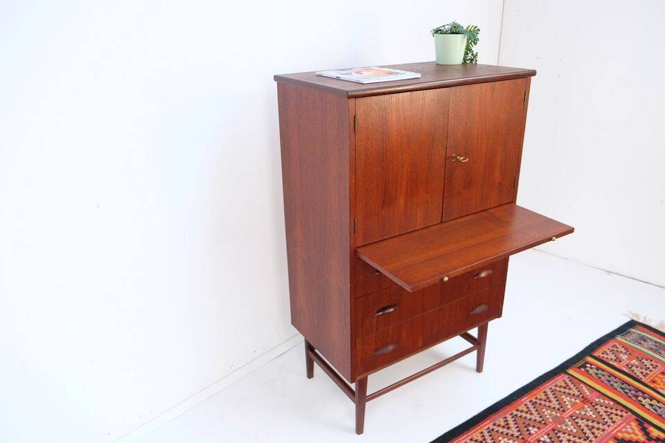 Teak secretary in Danish style, 60s/70s, retro style.