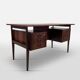 Bureau 'Flottant' en bois de rose par Gunnar Nielsen pour Tibergaard, années 1960.
