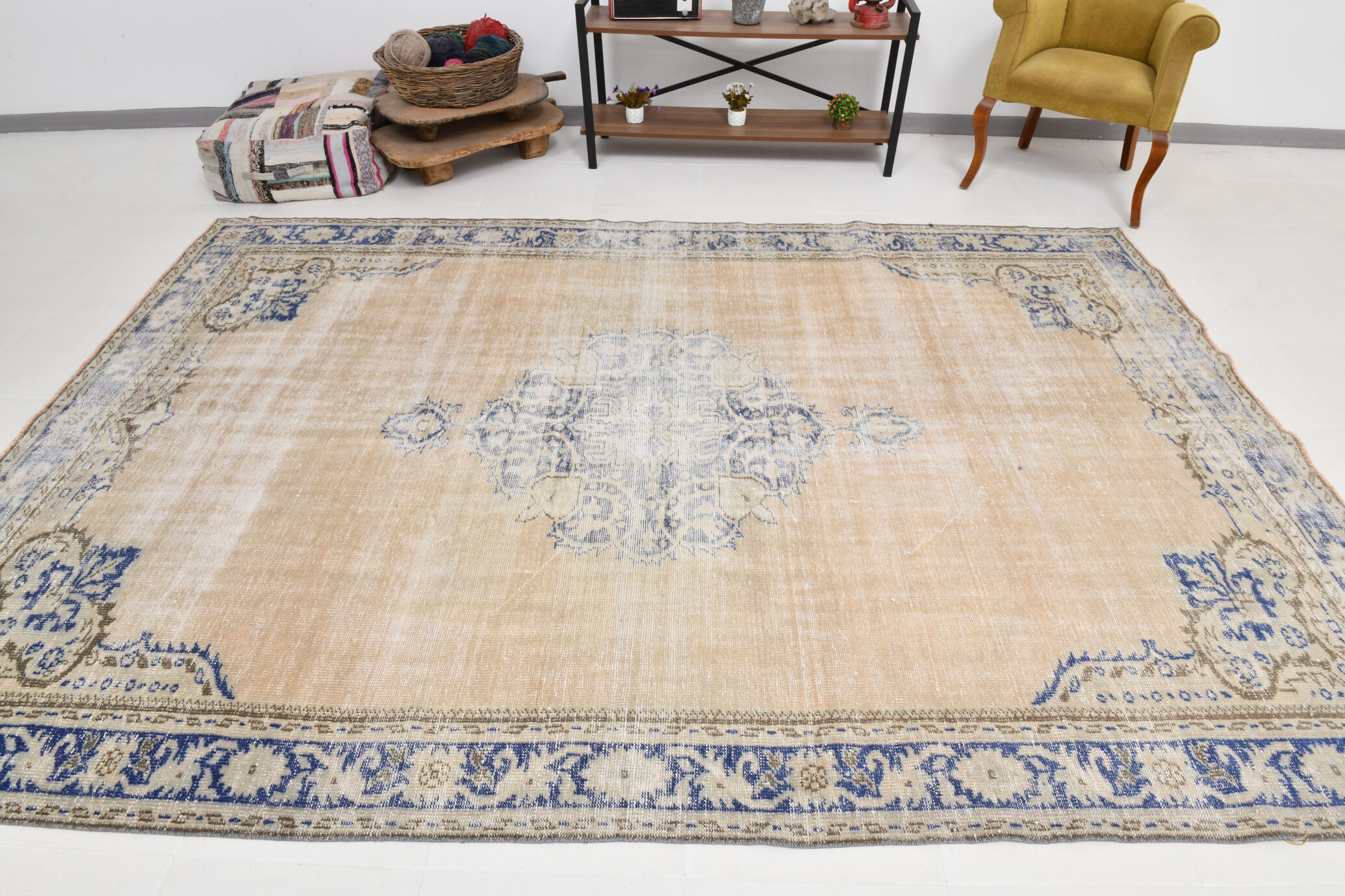 Madallion rug 225x321cm