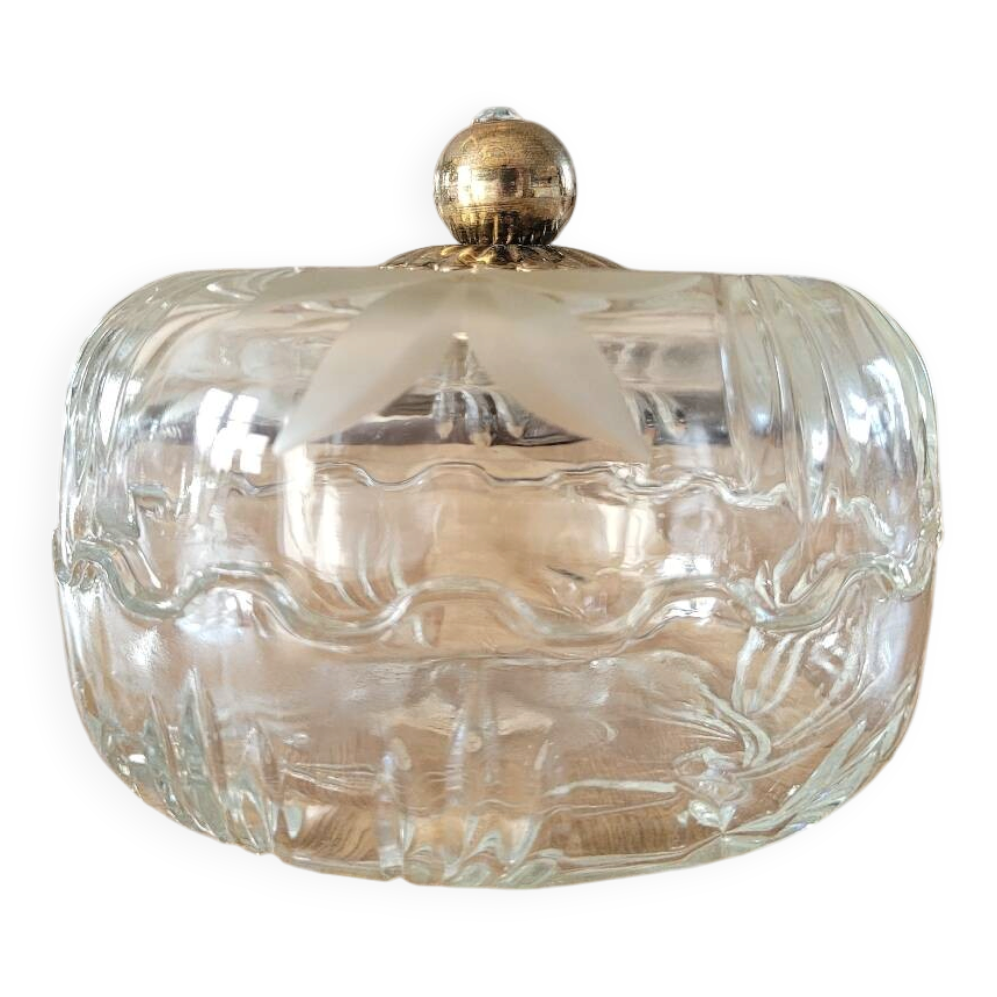 Transparent glass bonbonnière