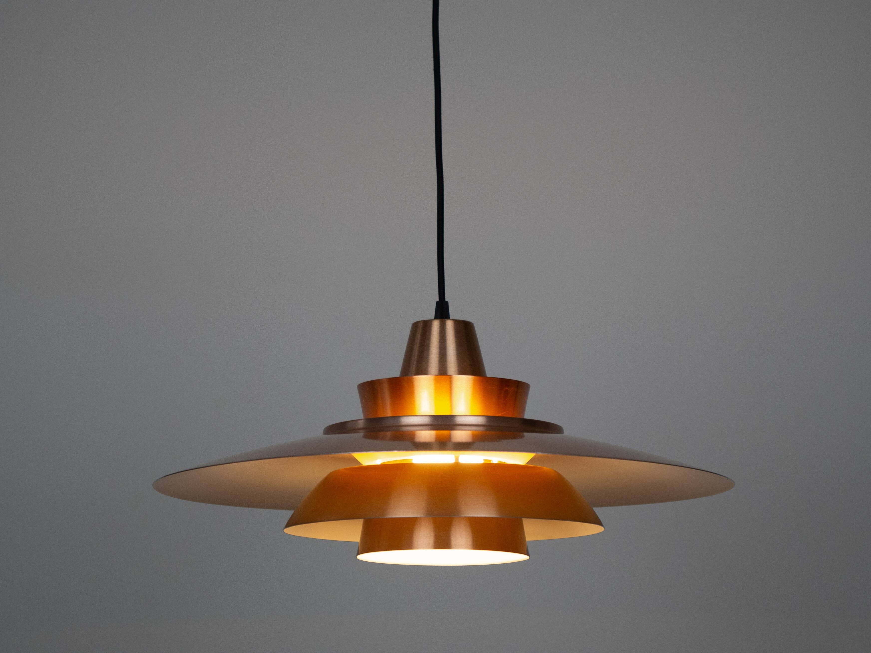Danish vintage pendant lamp Superlight by David Mogensen, 1980s