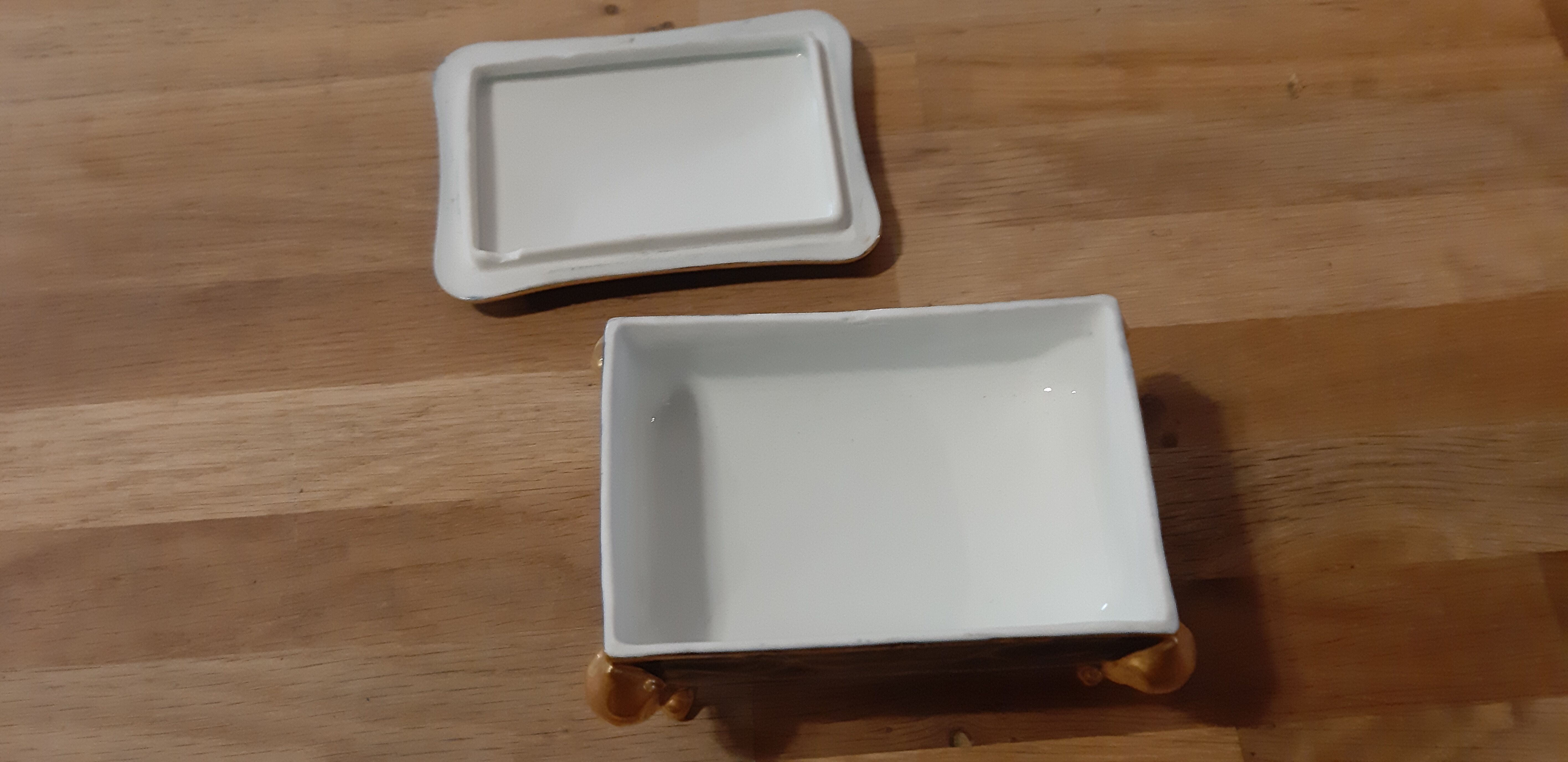 Jewelry box, oven blue