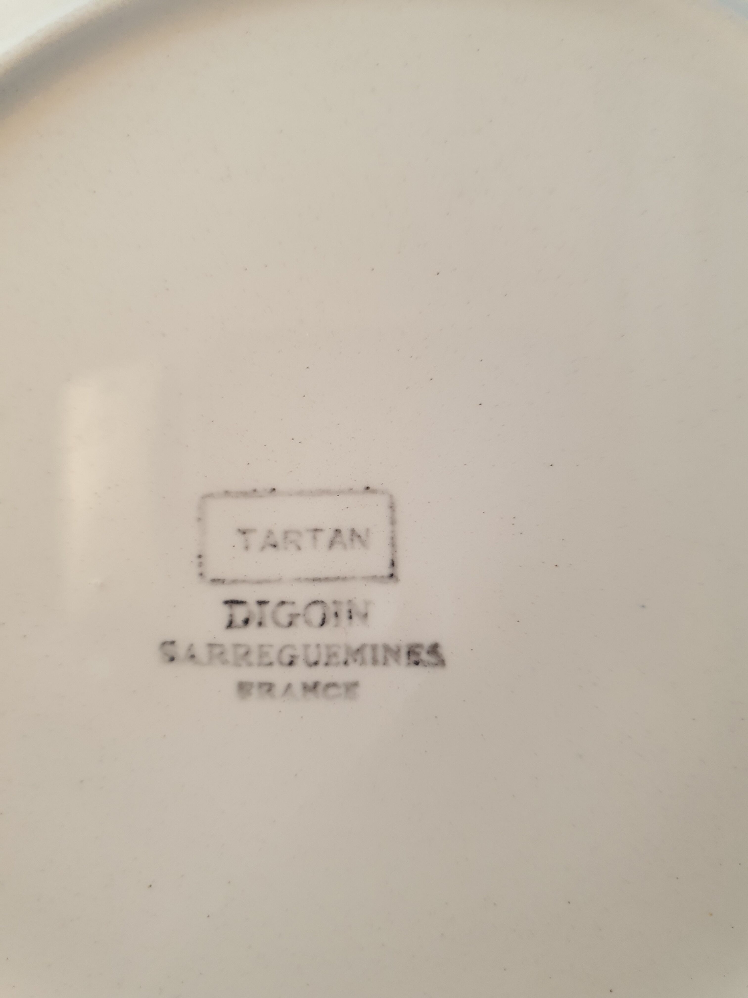 Suite of 5 flat plates Digoin Saarguemines