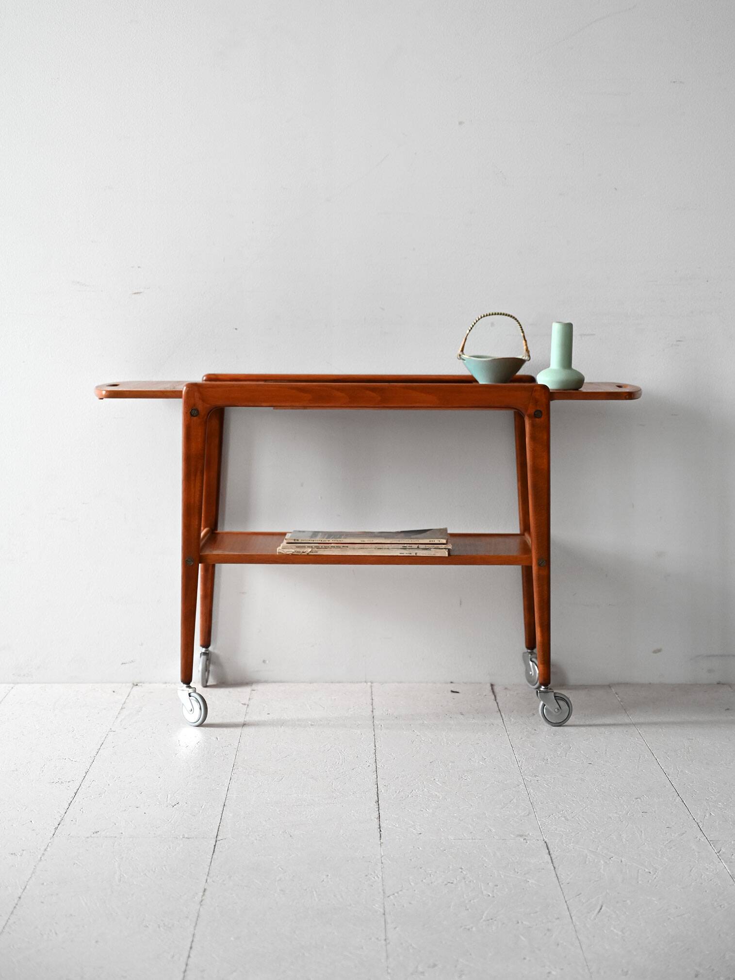 Vintage Swedish "Thea" Trolley by Yngve Ekström in Teak
