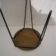 Tabouret tripode - Florence Knoll - Hairpin modèle 75 des années 50