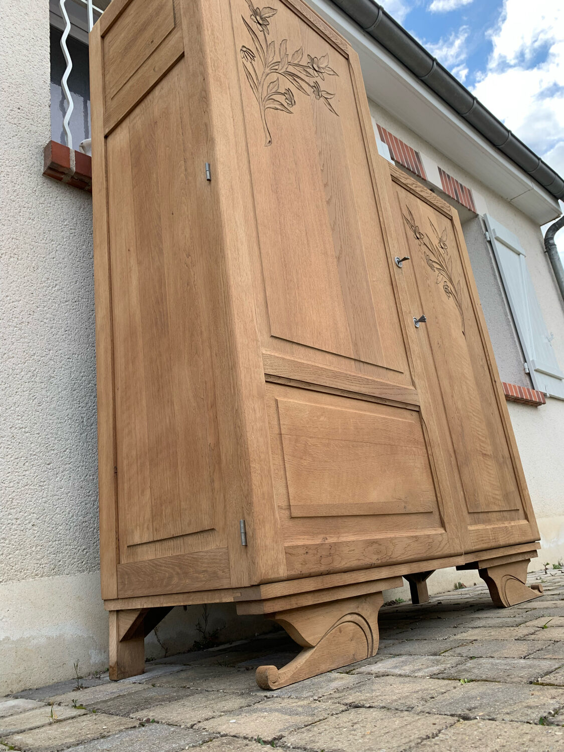 Asymmetrical art deco wardrobe