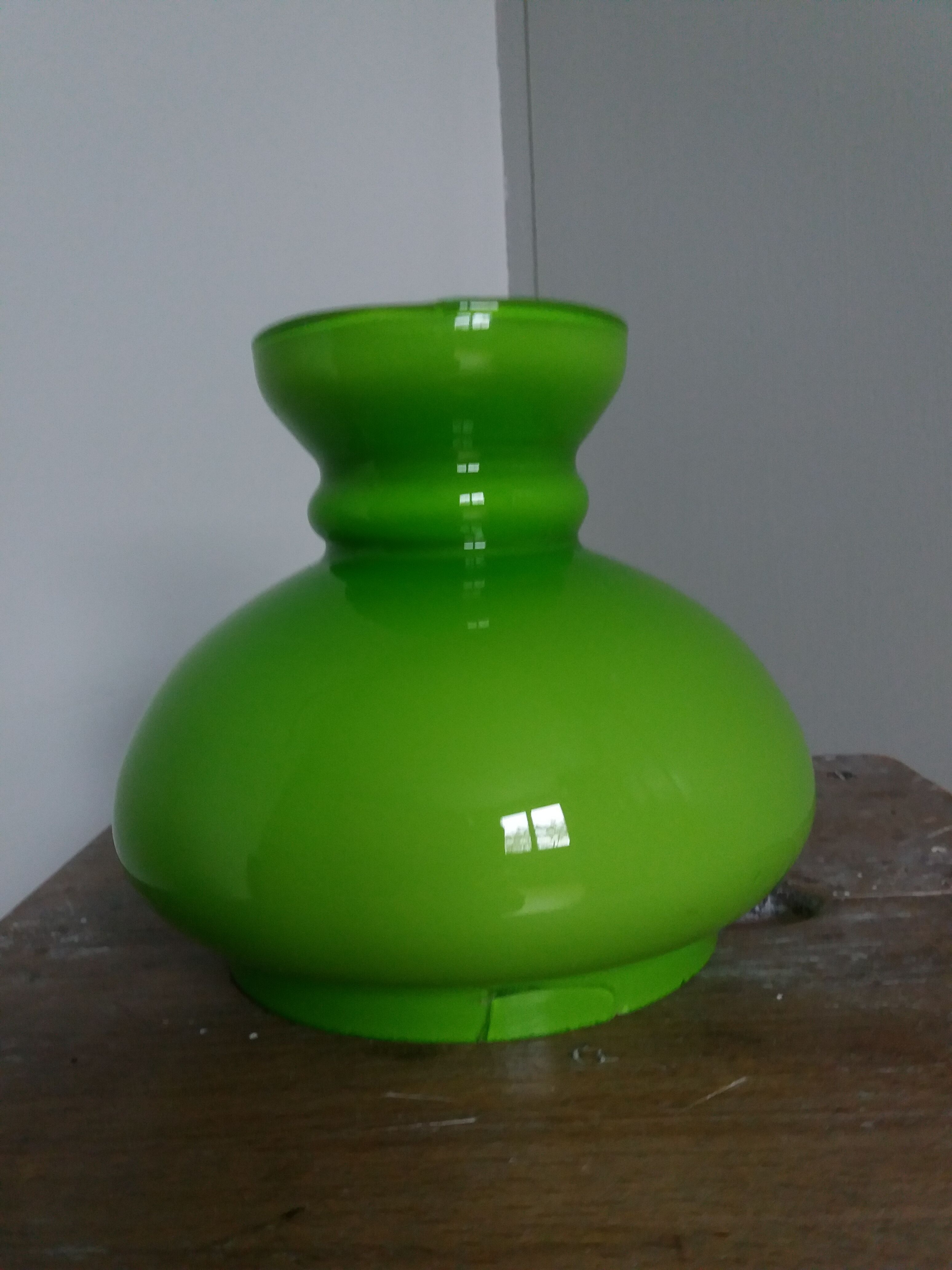 Opaline globe lampshade