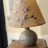 Lampe boule moderniste en grès pyrité de la borne par baudat