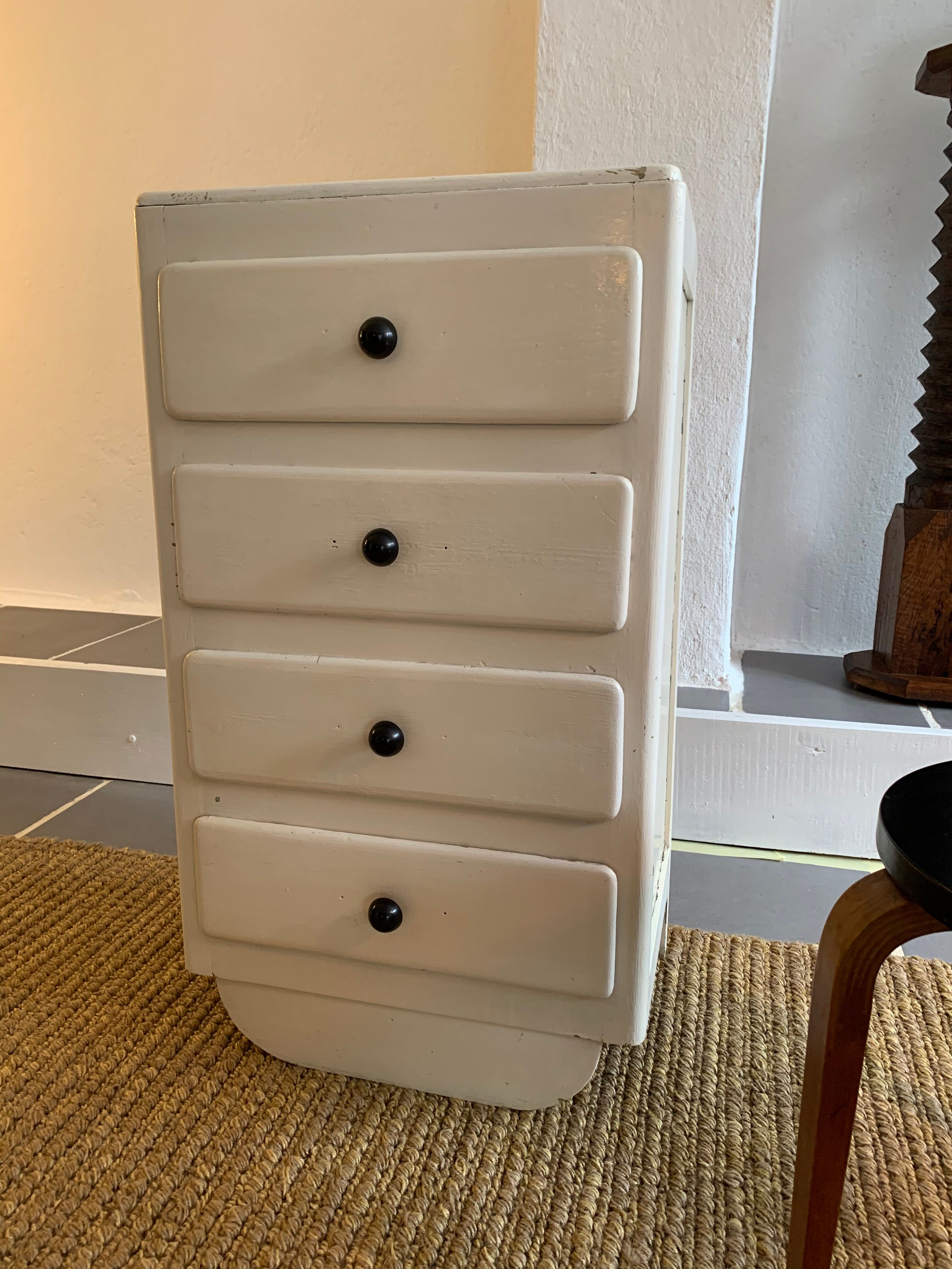 Art Deco Wood Clothing chest of drawers