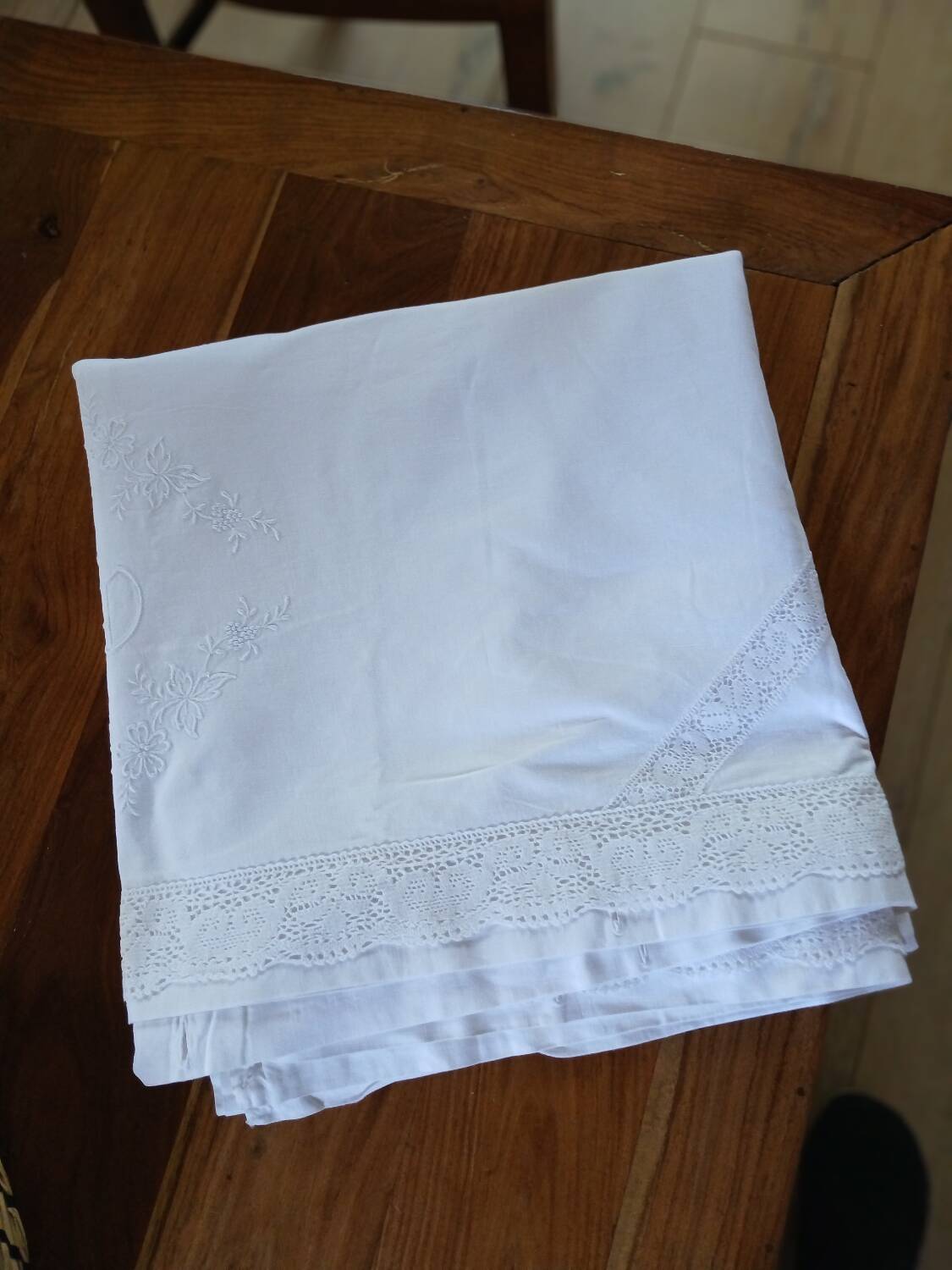 Antique embroidered duvet cover