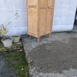 Parisian wardrobe in natural wood