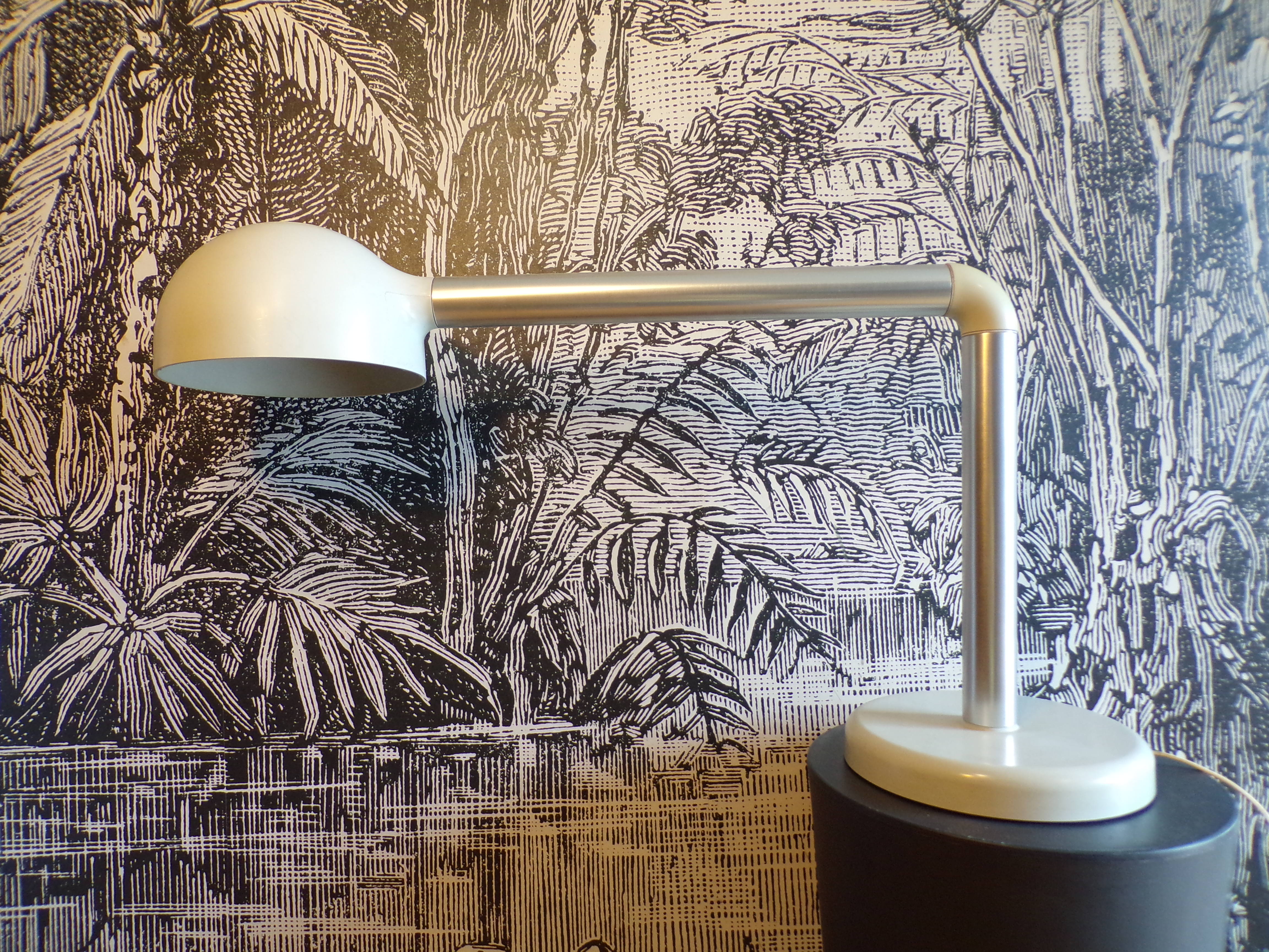 Lampe Robert Haussmann pour Swiss Lamps International