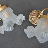 Lot of 2 wall lampshades glass tulip lampshades, gold metal supports