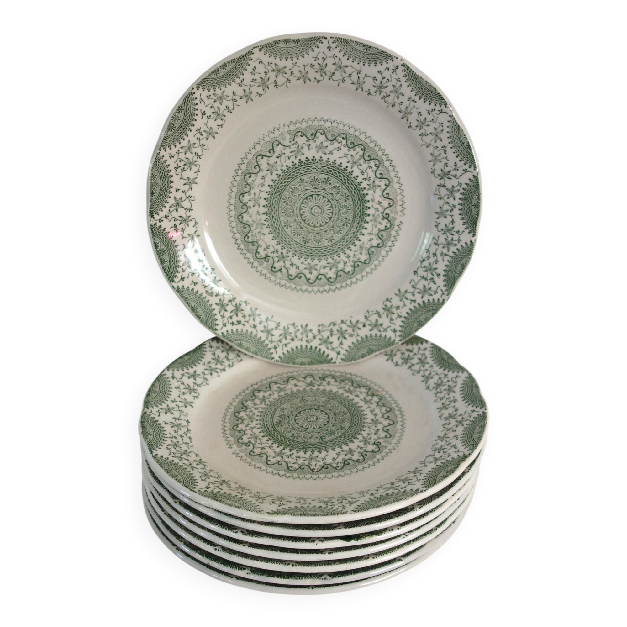 8 flat plates Fine Ware earthenware