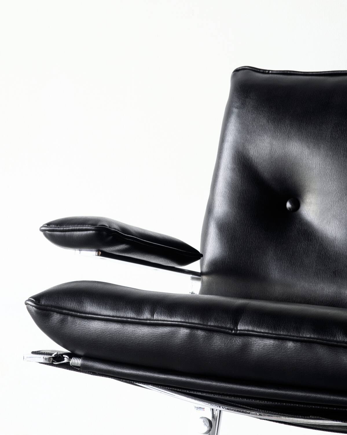 2 vintage Joker armchairs, Olivier Mourgue edition Airborne, 1960s 1970s