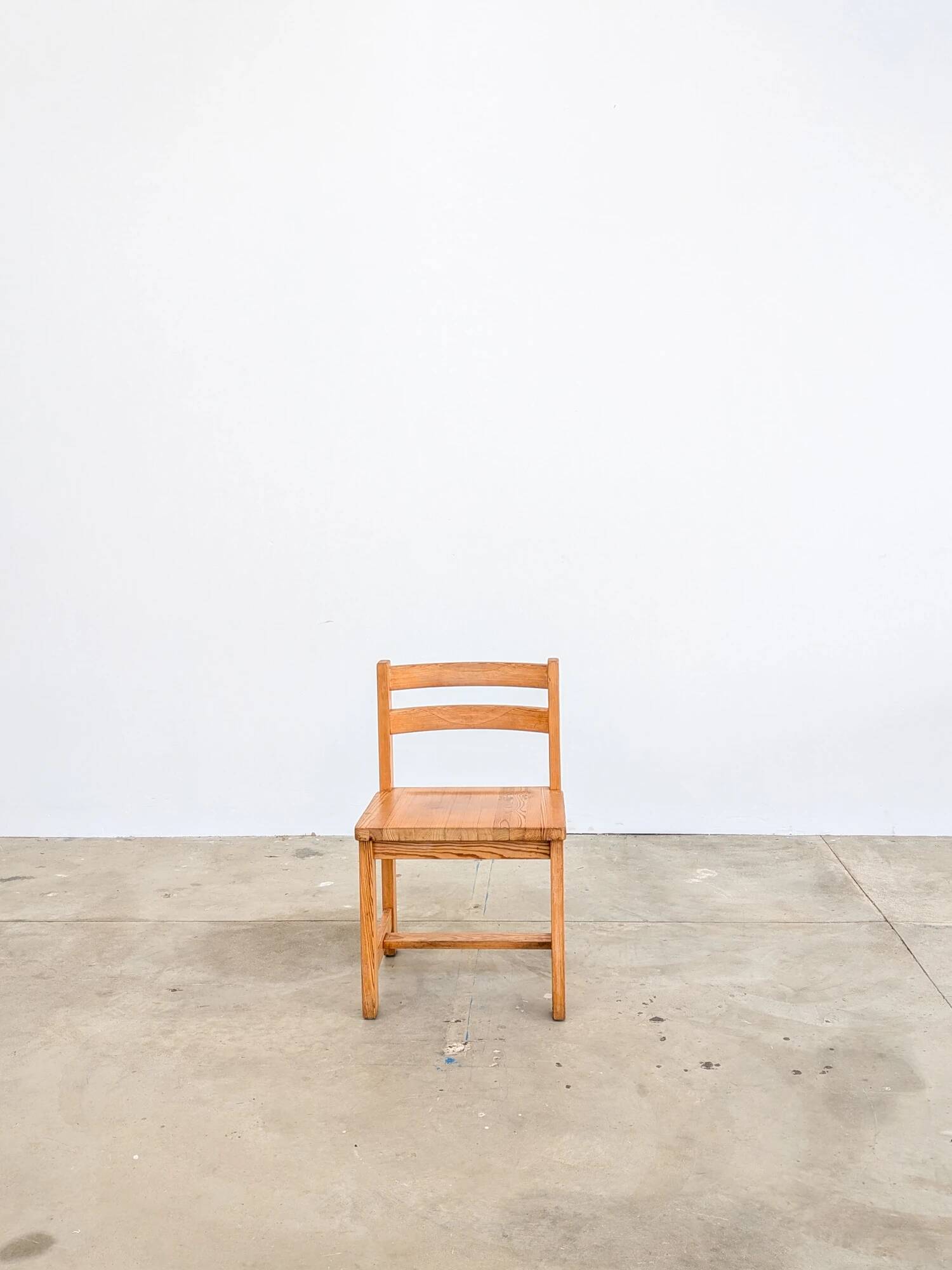 Scandinavian pine chairs, set of 4