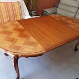 Table ronde extensible style Louis XV avec ses 2 rallonges