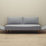 Canapé gris, design danois, années 1960, production : Danemark