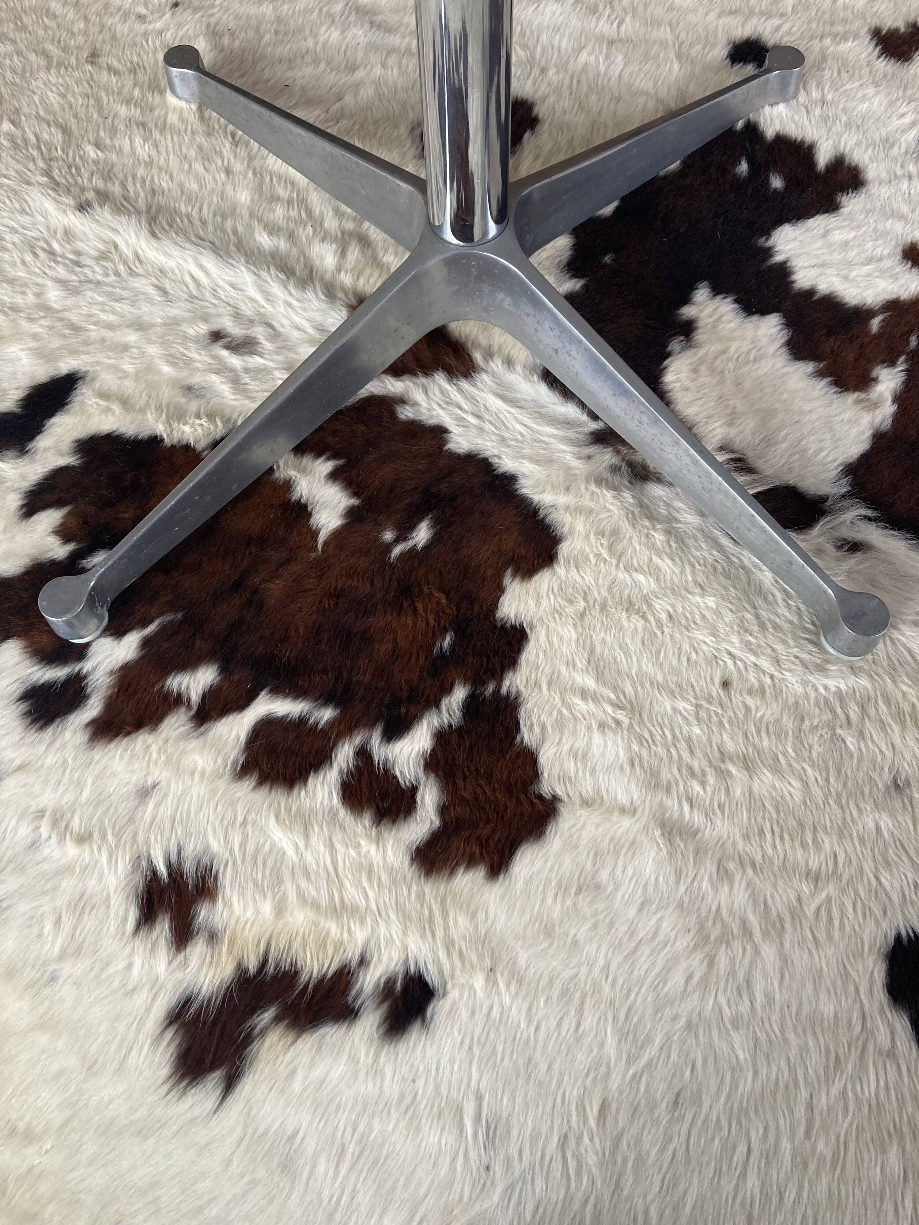 Charles and Ray Eames dining table