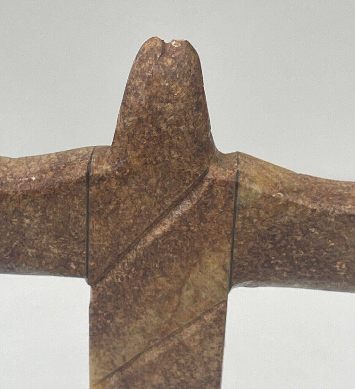 Statue Christ Rédempteur en Pierre Taillée – Sculpture Artisanale