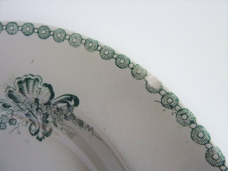 6 Trianon St Amand hollow plates