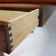 Bureau en bois de rose des années 1960