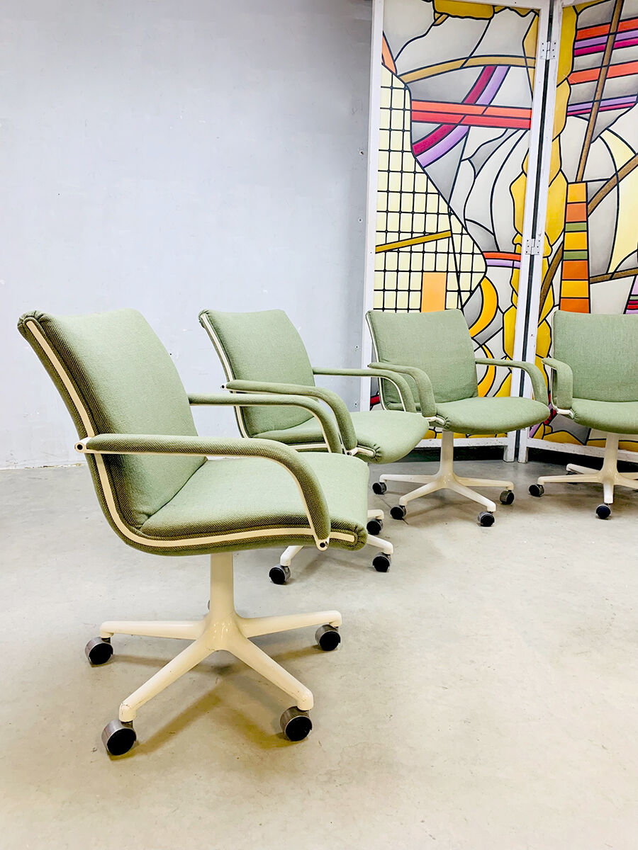 'Channel' desk chair Geoffrey Harcourt for Artifort