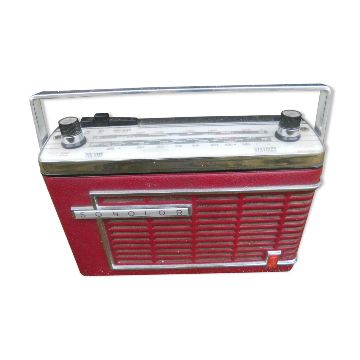 Radio sonolor former attic popular art