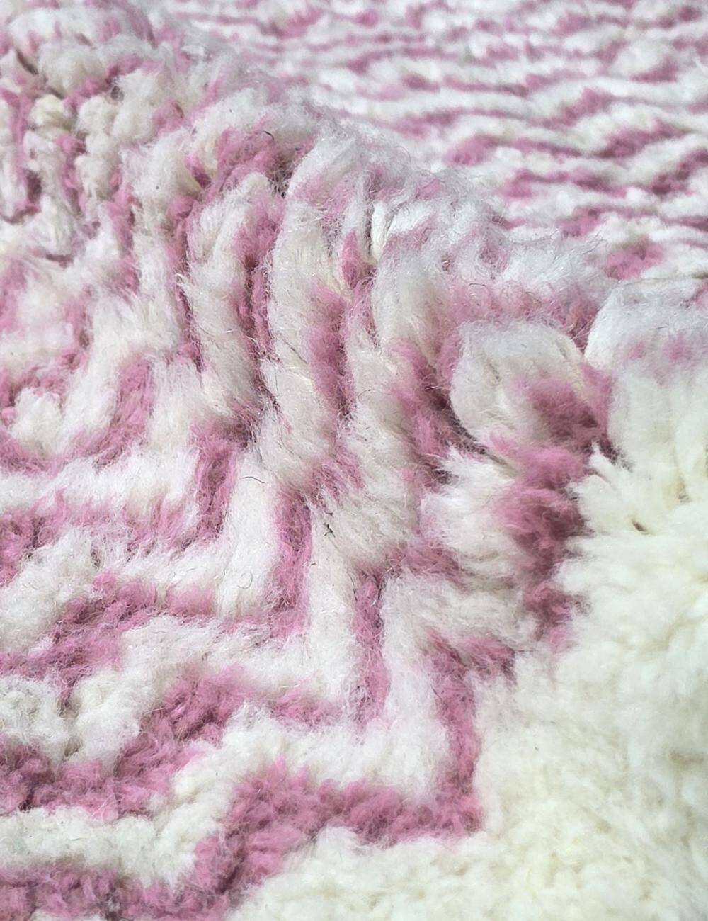 Tapis Contemporain Rose - 308 x 240 cm