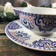 Gravy boat and its frame Gien Royal