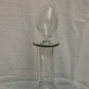 Carafe en cristal ciselé estampillé belgique