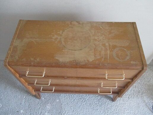 Chest of drawers vintage