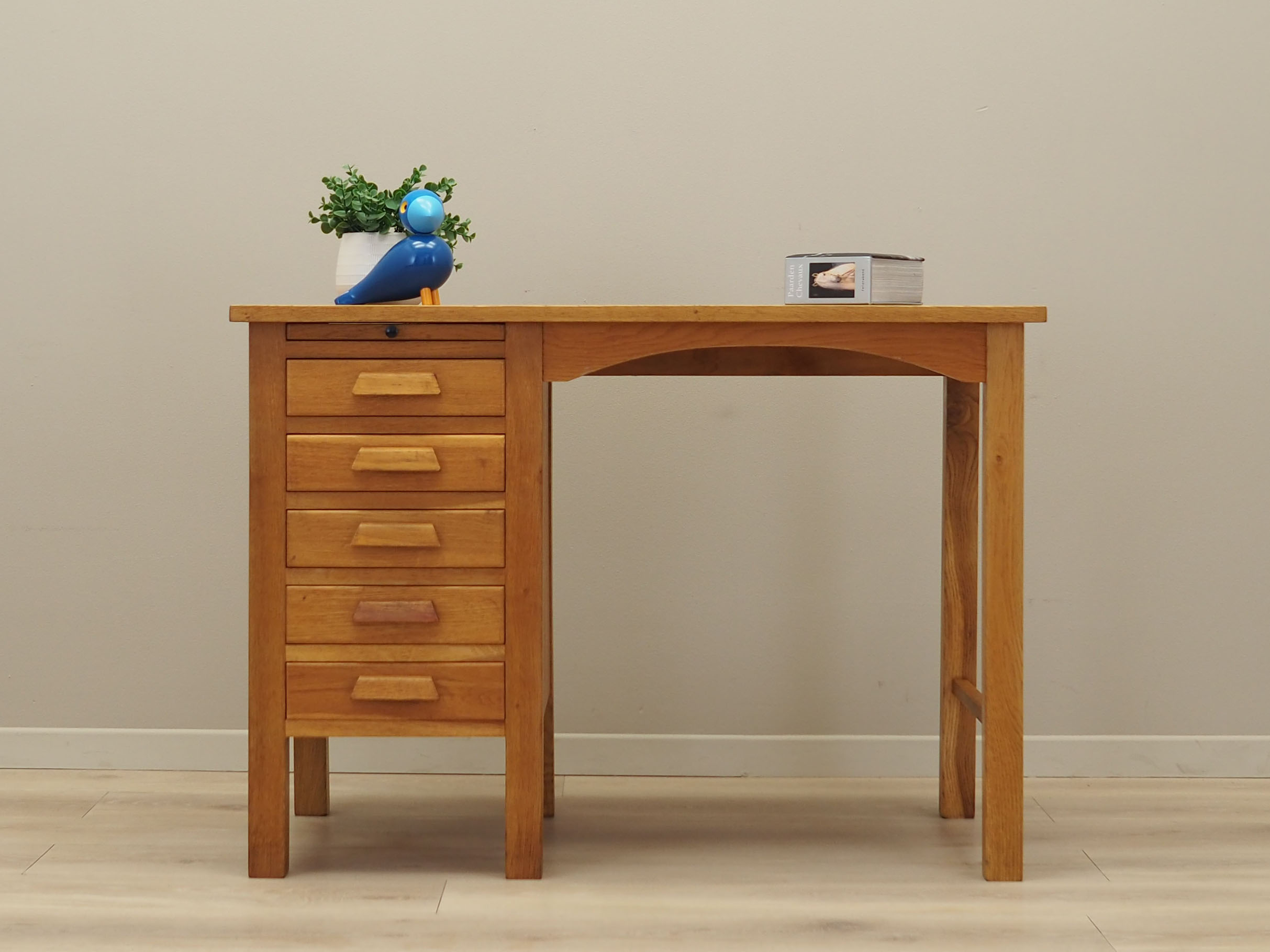 Oak desk, Danish design, 1960s, production: Denmark