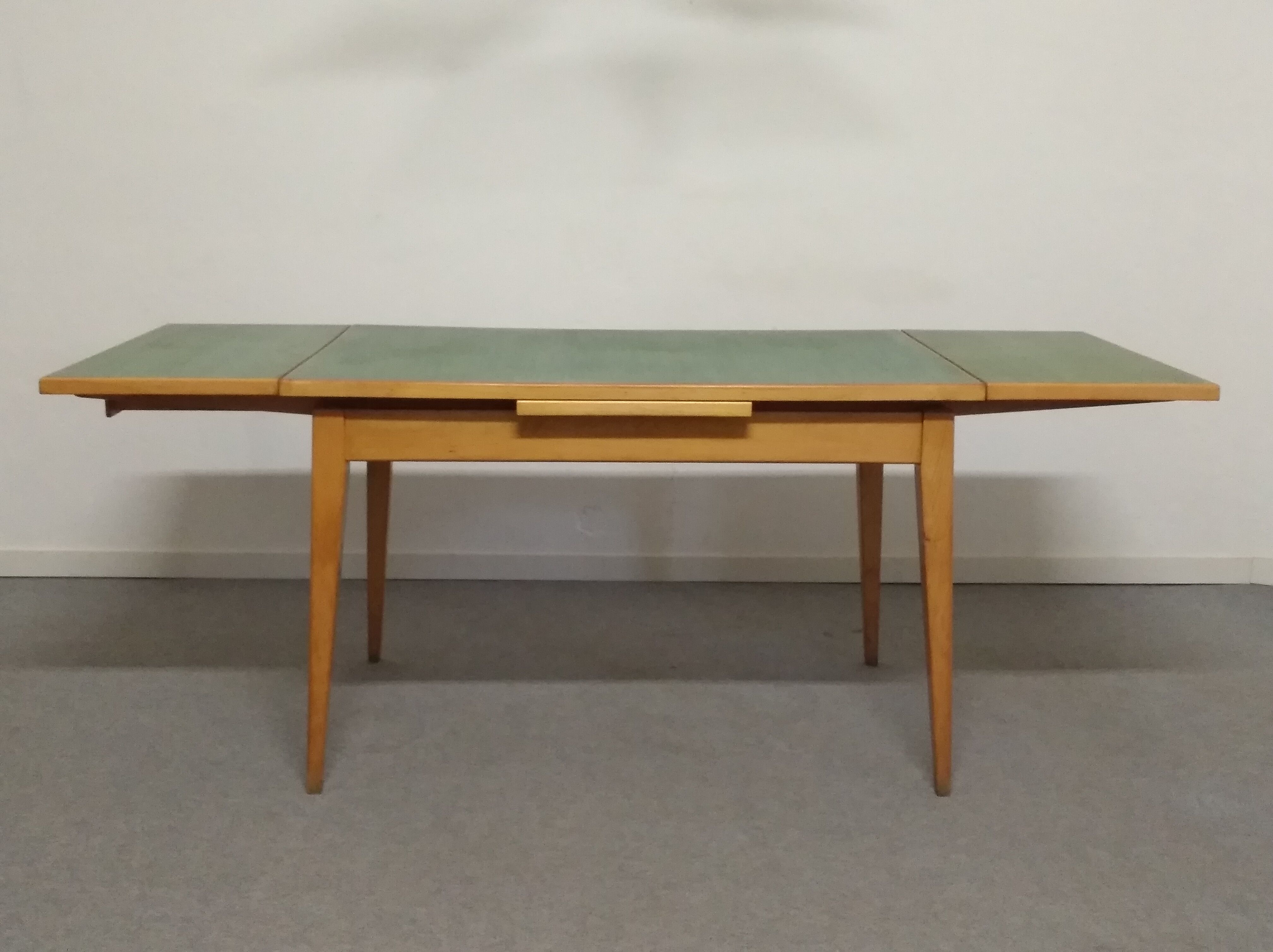 Kitchen table of the 50s/60s