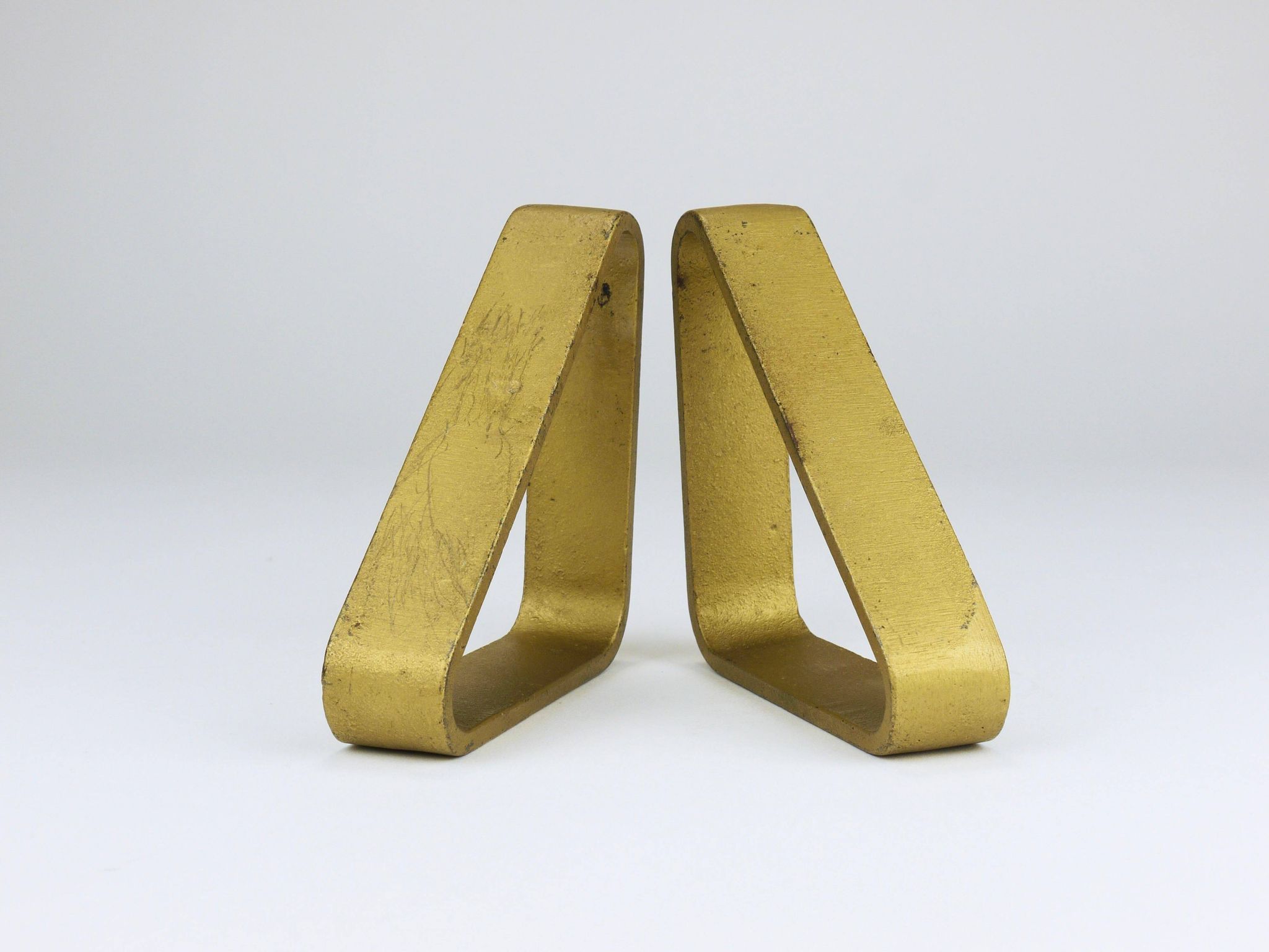 Carl Aubock III Pair of Triangular Bookends in Gilded Iron 5443, Vienna/Austria, 1970s