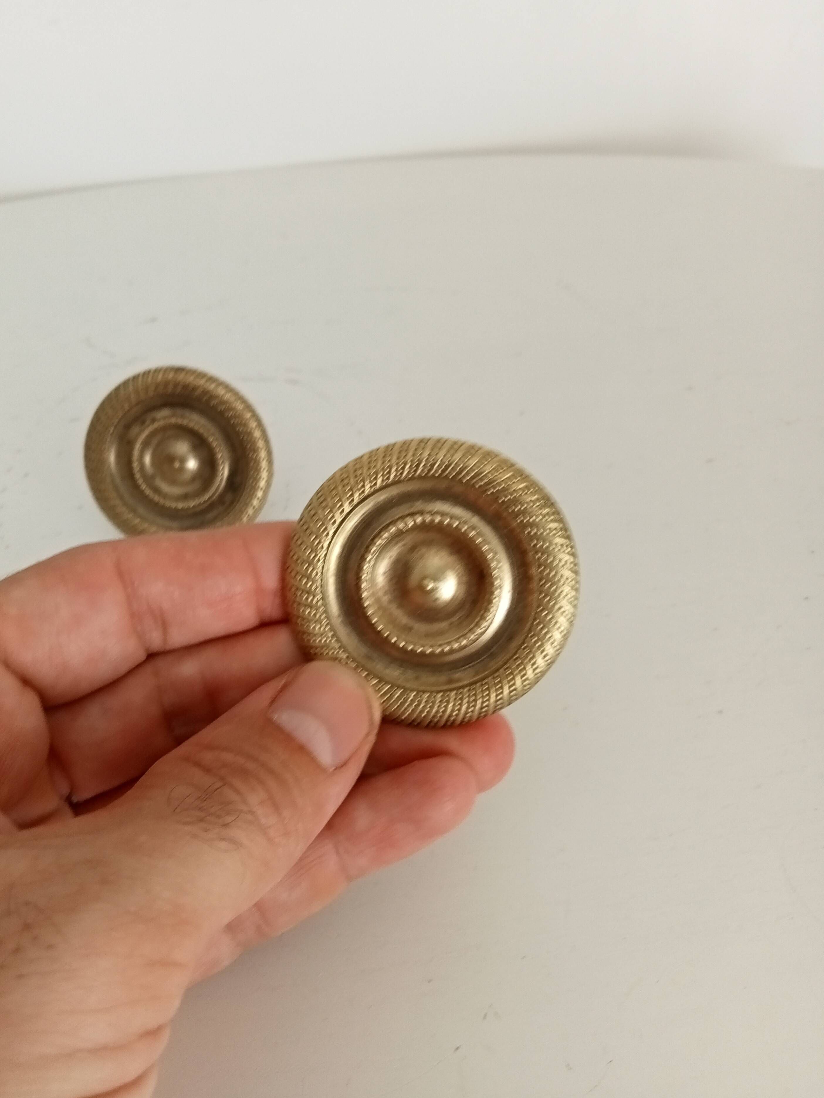 Paire de boutons de meubles Empire en bronze XIXeme