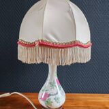 Porcelain table lamp with floral decoration