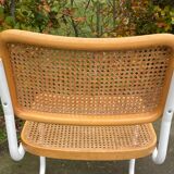 Chaise Cesca modèle b32 en blanc et bois par Marcel Breuer
