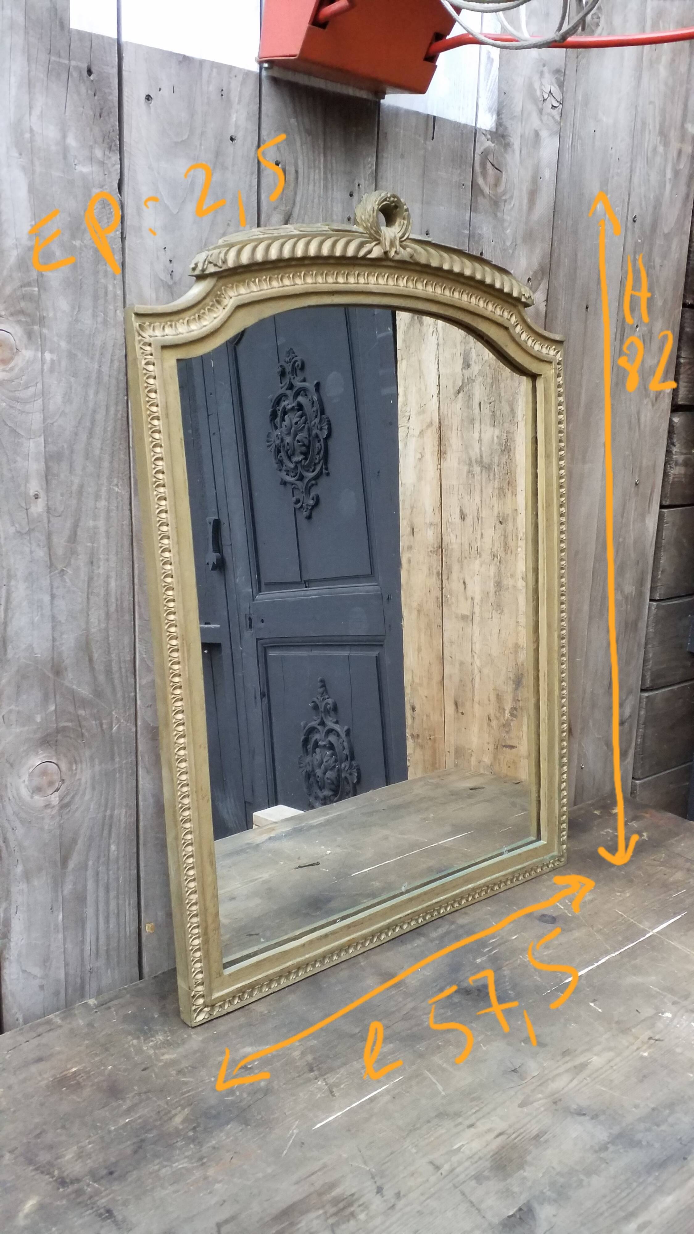 Carved wood mirror - 82x58cm