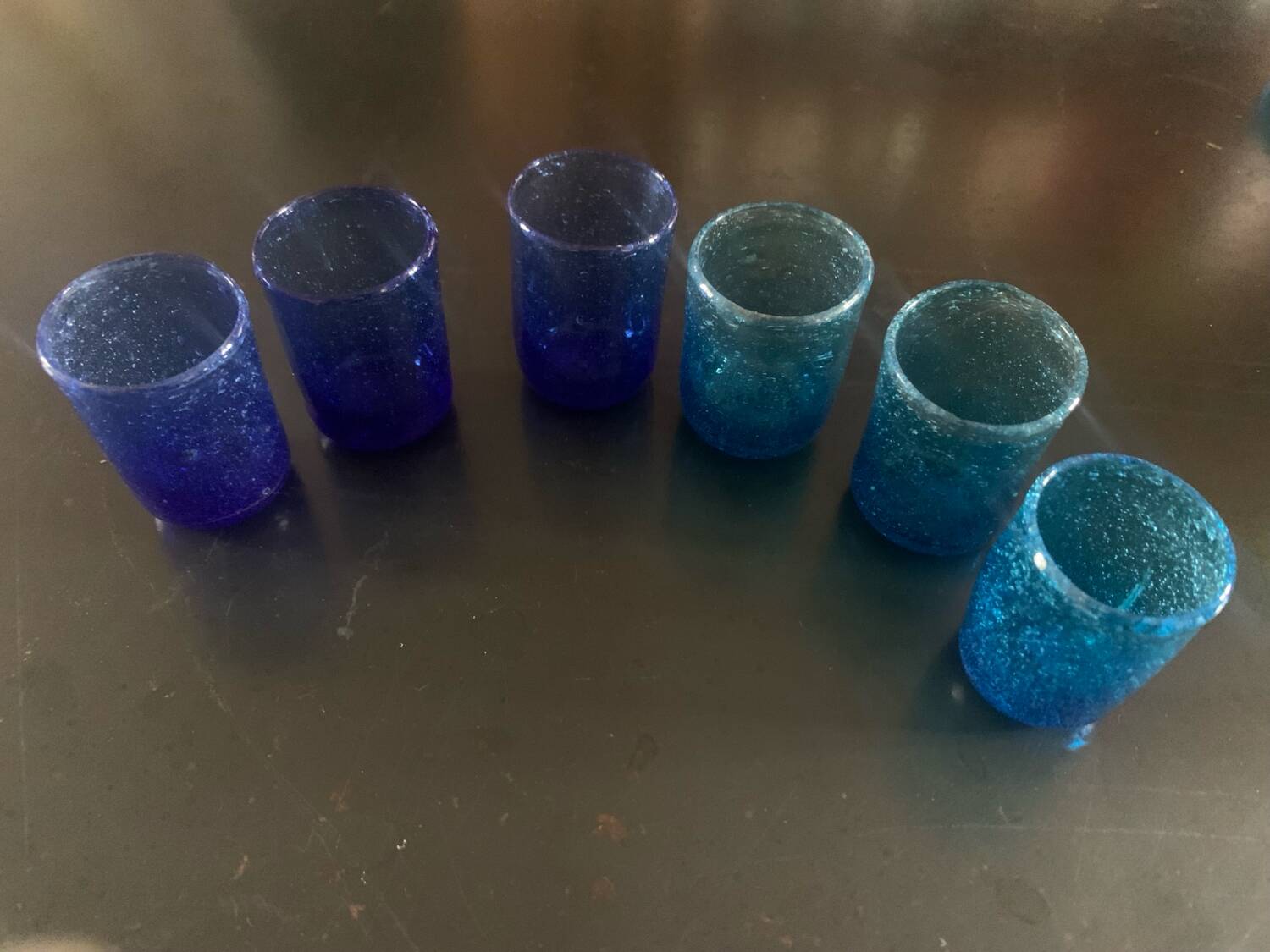 6 verres à liqueur