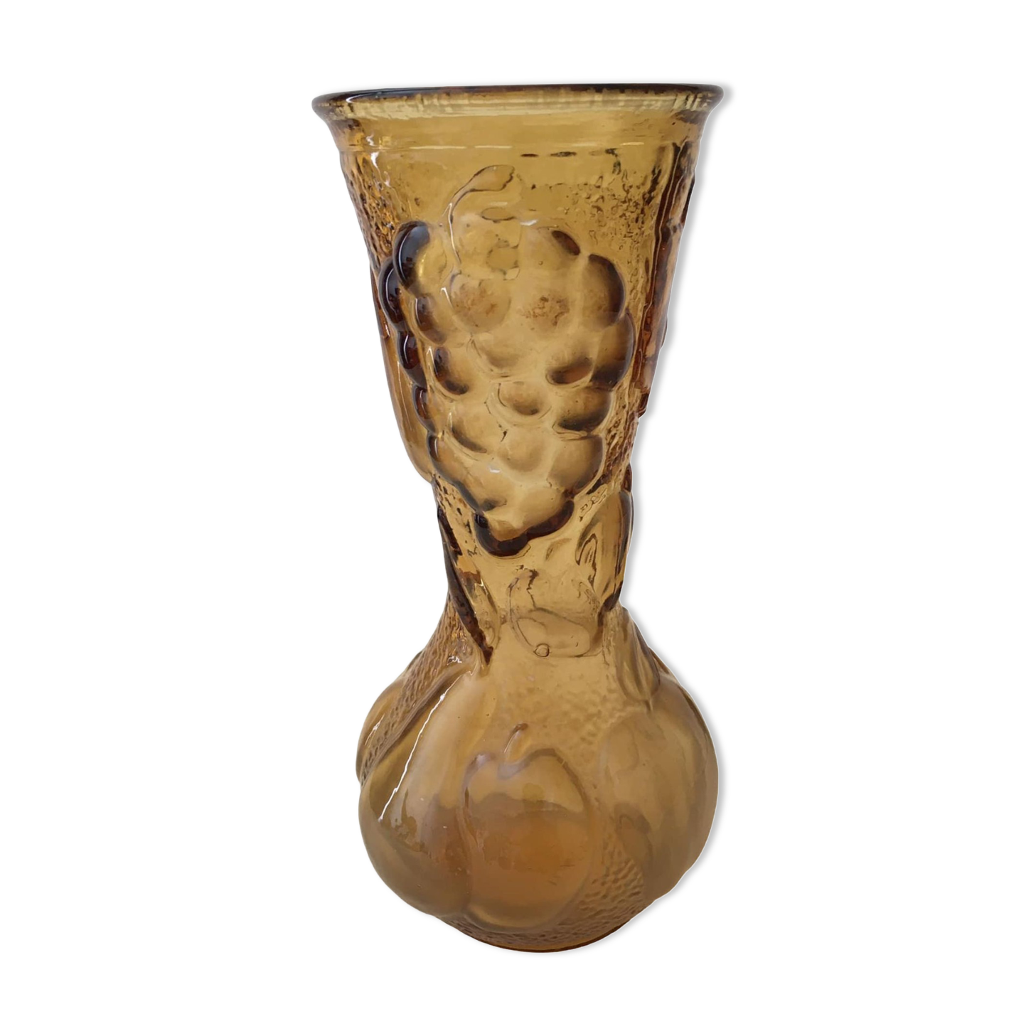Vase italien en verre ambré avec décors de fruits en relief