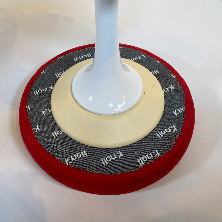 "Tulip" stool by Eero Saarinen for Knoll International, USA 2000