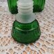 Carafe ancienne en verre pressé italien