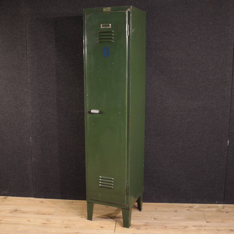 Italian green lacquered metal cabinet from the 1960s/70s