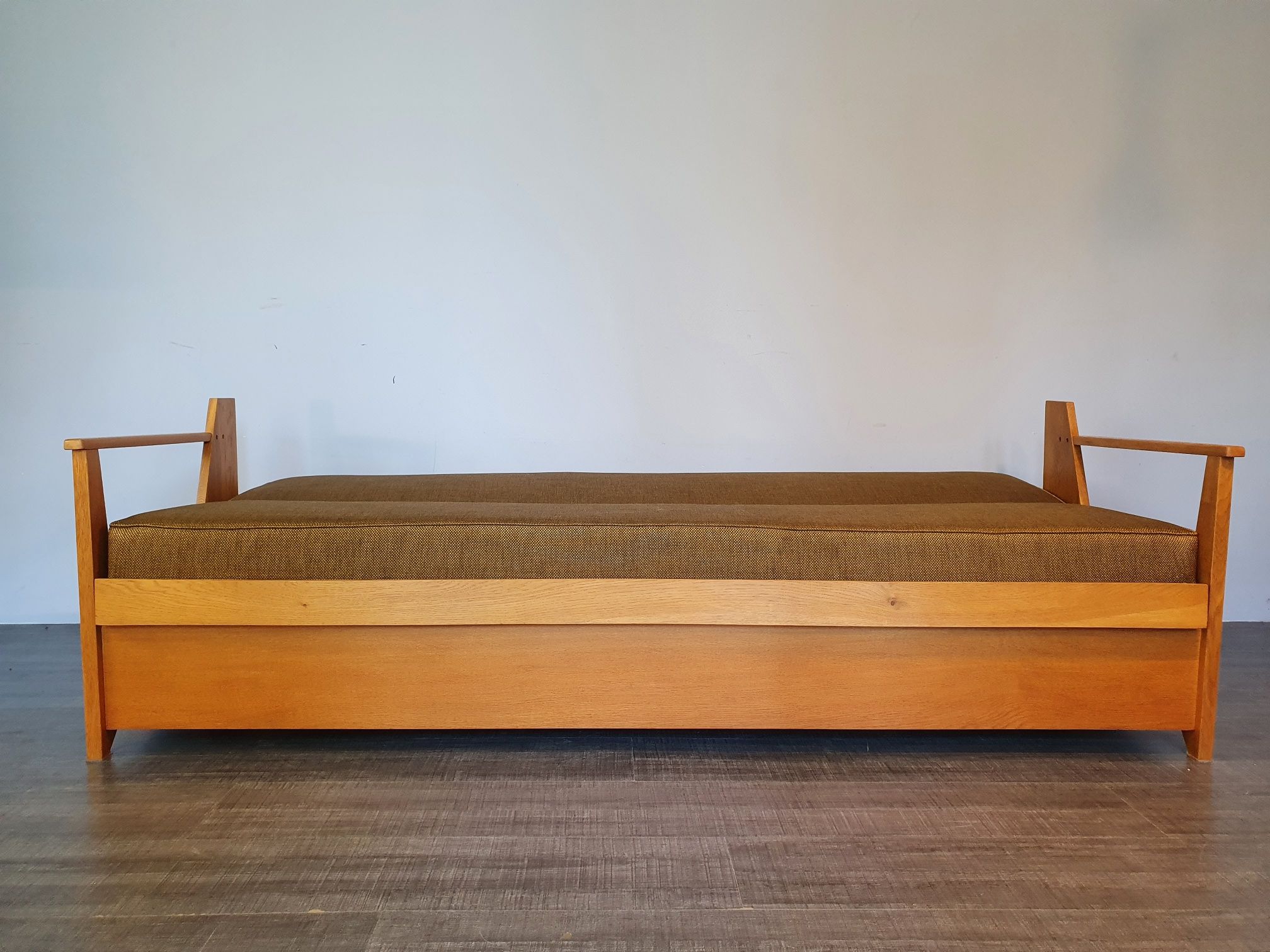 Tamara sofa bed in ash and fabric by F. Aplewicz for Lad, Polish Vintage 1950