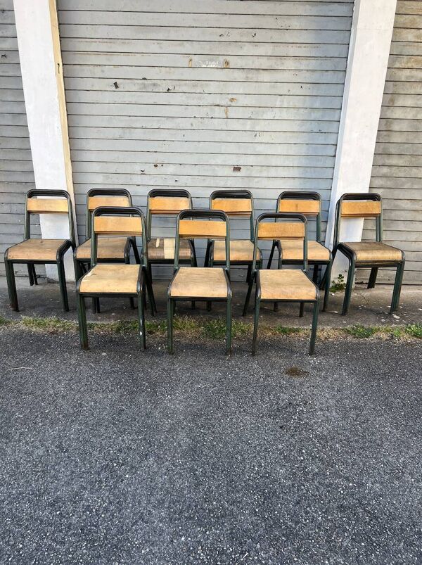 (Lot) 26 anciennes chaises école/bistrot Stella