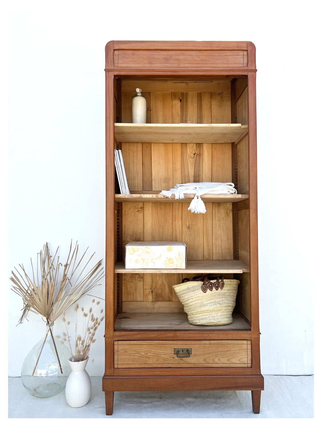 Vintage cabinet