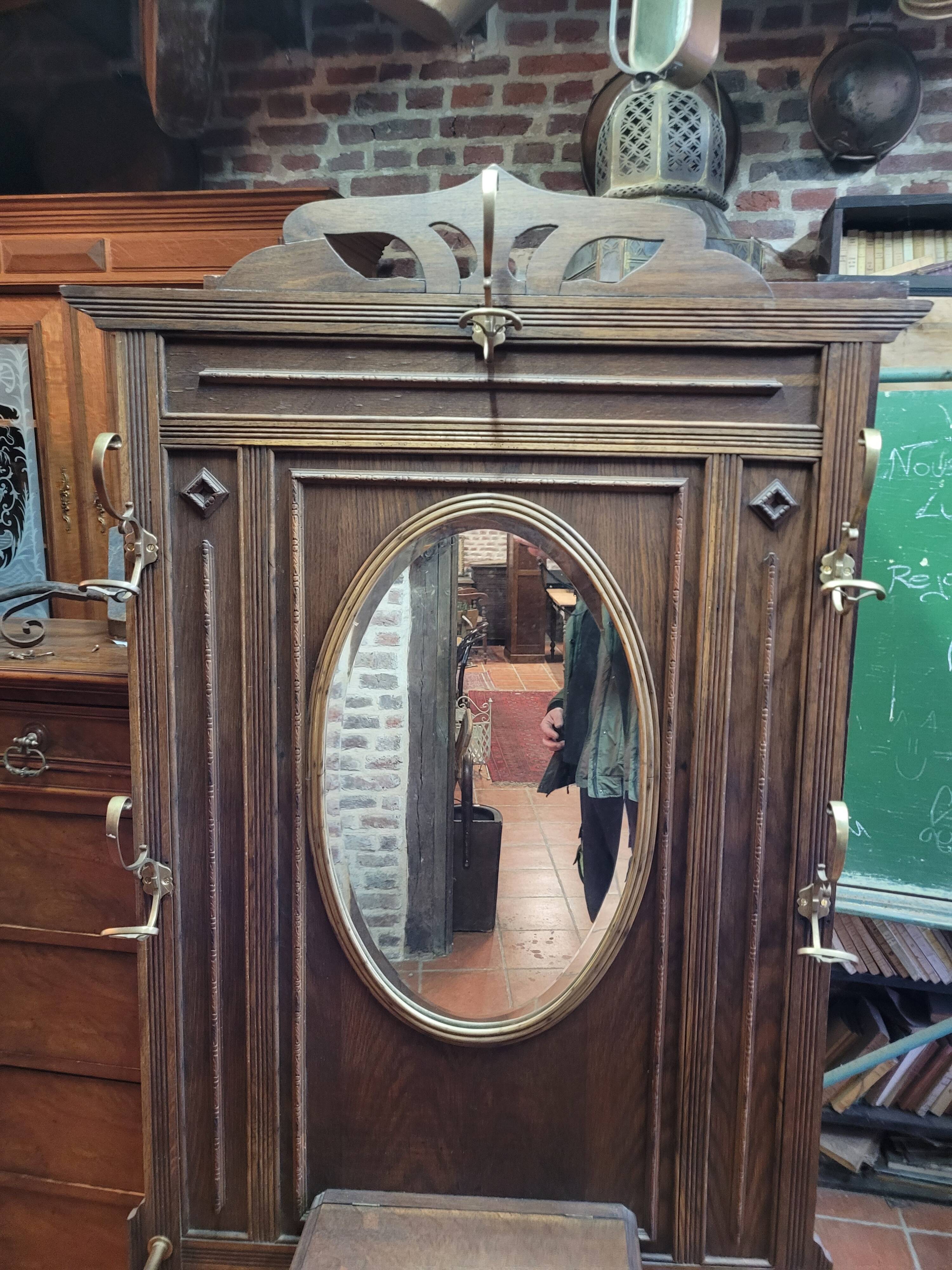 Old cloakroom or coat rack in oak